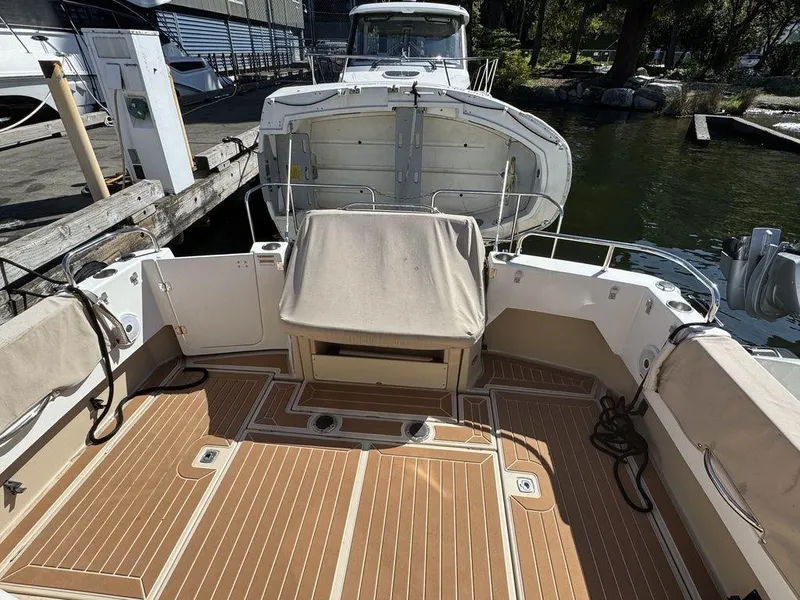 Slide: The Image of Cutwater 30-S 2016 - 9