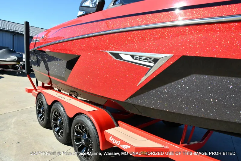 Slide: The Image of Tigé 24RZX 2022 - 117