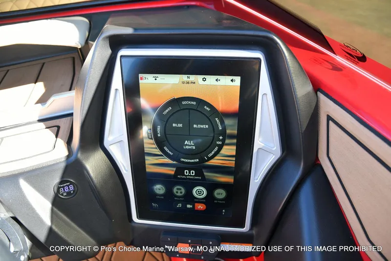 Slide: The Image of Tigé 24RZX 2022 - 62