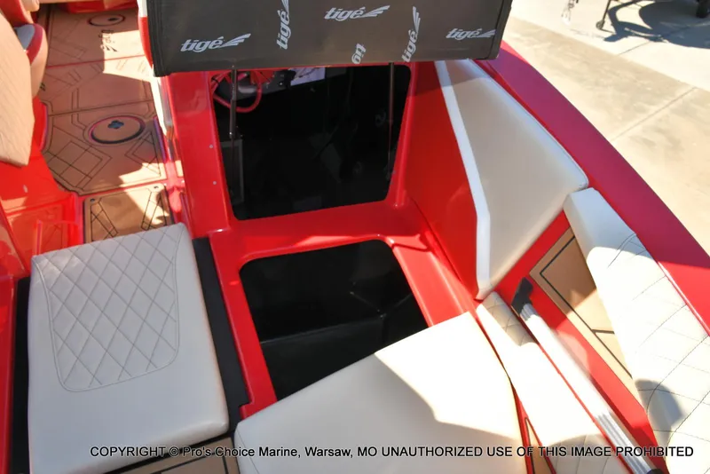 Slide: The Image of Tigé 24RZX 2022 - 70