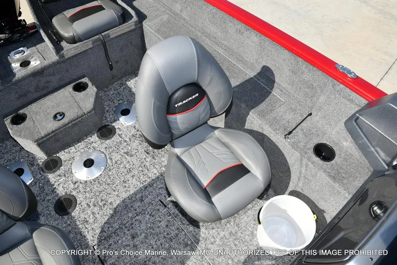 Slide: The Image of Tracker Pro Guide V-175 Combo 2025 - 58