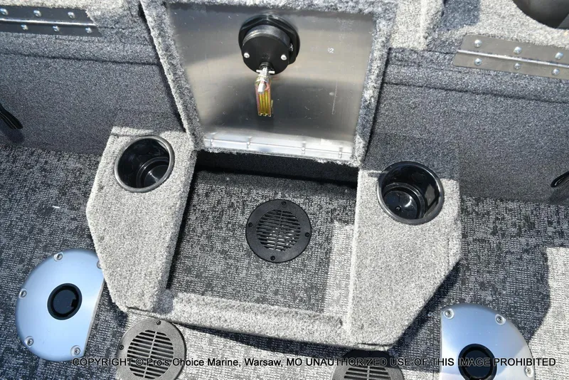 Slide: The Image of Tracker Pro Guide V-175 Combo 2025 - 62