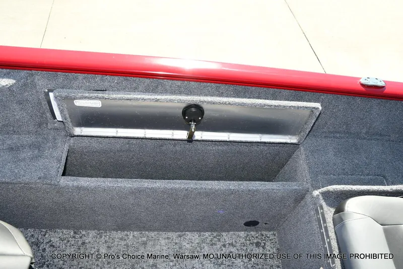 Slide: The Image of Tracker Pro Guide V-175 Combo 2025 - 63