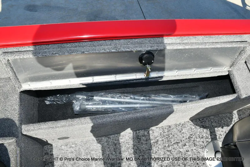 Slide: The Image of Tracker Pro Guide V-175 Combo 2025 - 66