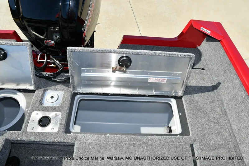 Slide: The Image of Tracker Pro Guide V-175 Combo 2025 - 73