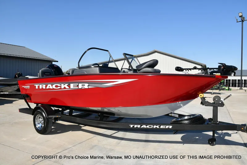 Slide: The Image of Tracker Pro Guide V-175 Combo 2025 - 83