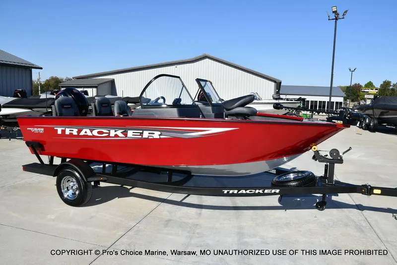 Slide: The Image of Tracker Pro Guide V-175 Combo 2025 - 84