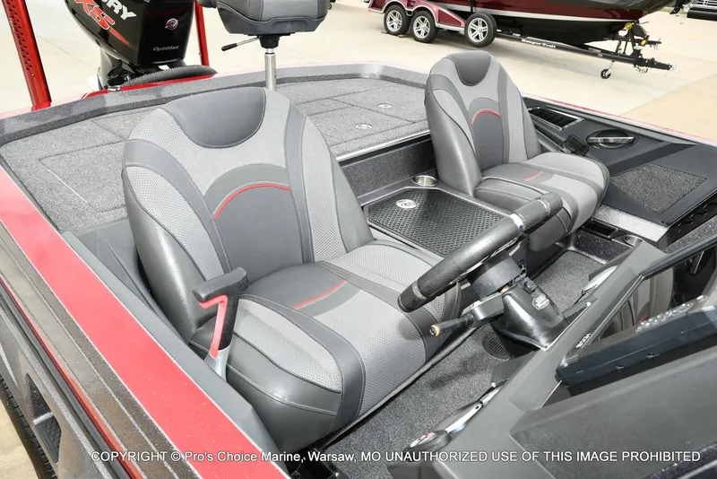 Slide: The Image of 2018 Ranger Z520L CUP boat interior with gray seats and steering wheel. - 35
