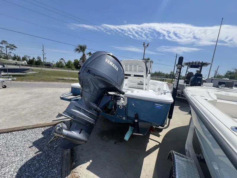 Slide: The Image of Tidewater 2110 Bay Max 2025 - 8