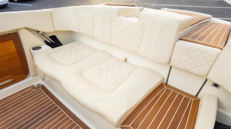 Slide: The Image of Chris-Craft Capri 27 2018 - 22