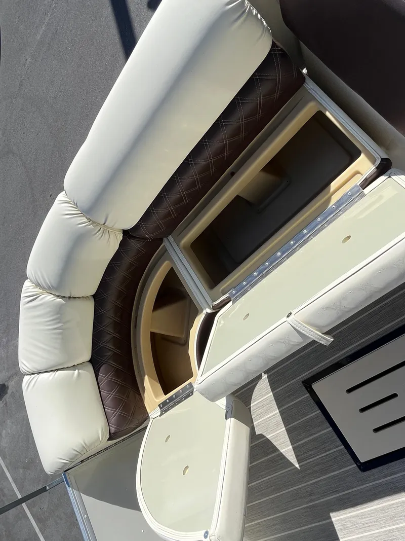 Slide: The Image of Lexington 626 Cruise 2023 - 10