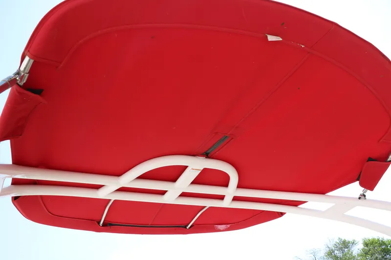 Slide: The Image of Red canopy of 2014 Chaparral 21 H2O Ski & Fish boat, viewed from below. - 38