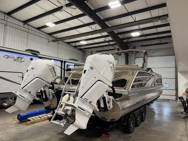 Slide: The Image of Bennington 30 QFBWA X2 2023 - 2