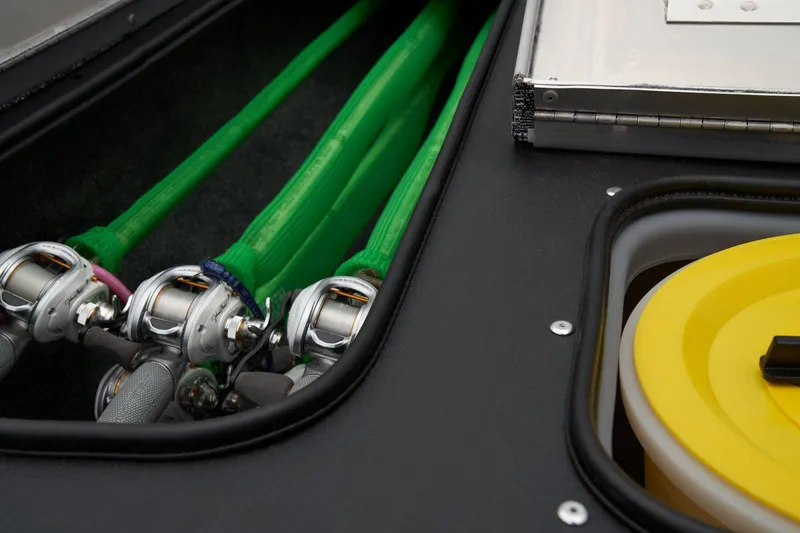 Slide: The Image of Tracker Pro Team 175 Crappie Edition 2025 - 30