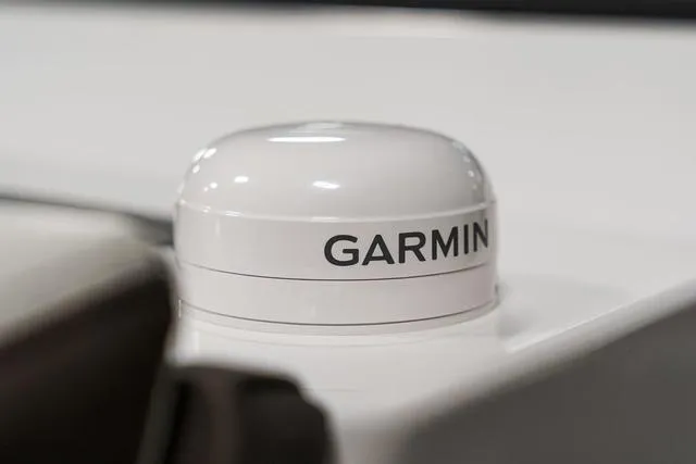 Slide: The Image of Garmin device on 2025 Cobalt R33, close-up view. - 34