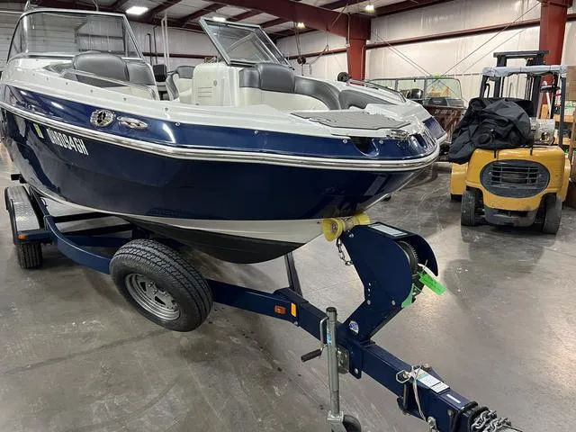 Slide: The Image of Yamaha 242 LTD 2011 - 3