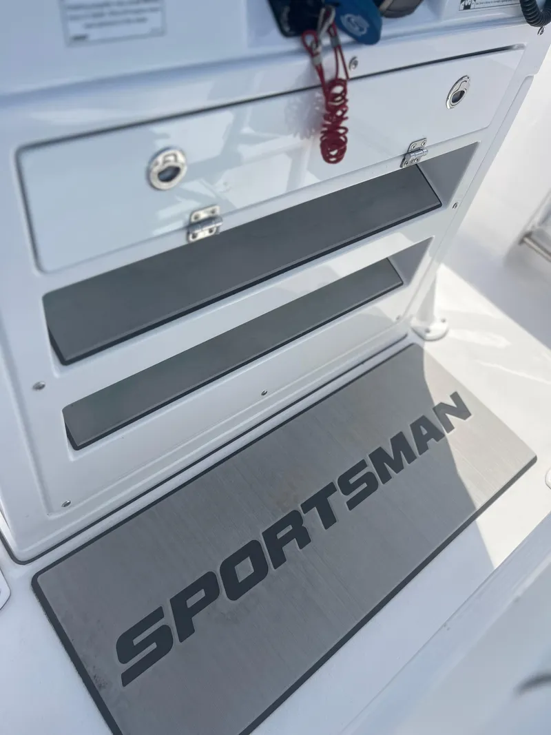 Slide: The Image of Sportsman Open 212 Center Console 2022 - 10