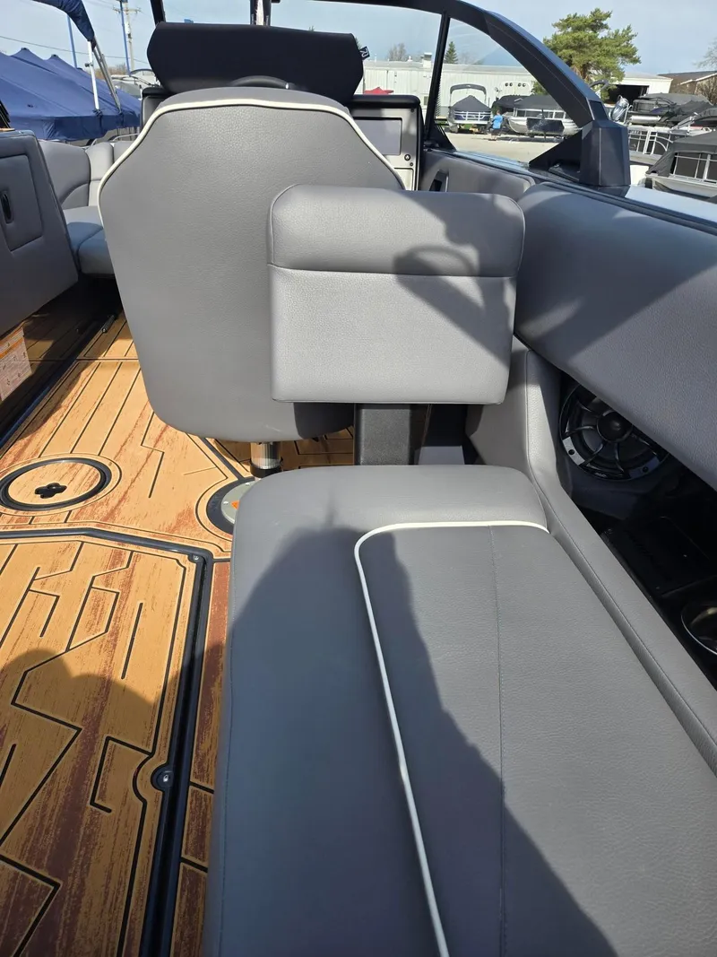 Slide: The Image of Moomba Craz 2025 - 15