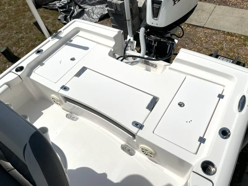 Slide: The Image of Tidewater 2300 Carolina Bay 2020 - 57