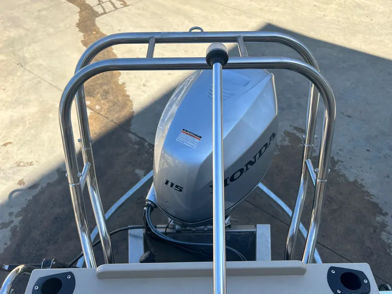 Slide: The Image of 2019 Sylvan 8520 Mirage F-n-C boat with Honda 115 outboard motor. - 5