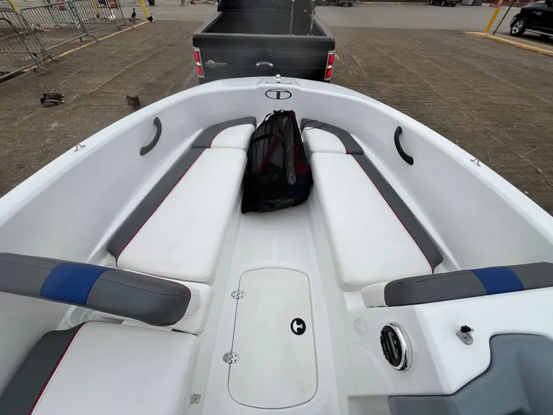 Slide: The Image of Tahoe T16 2022 - 52