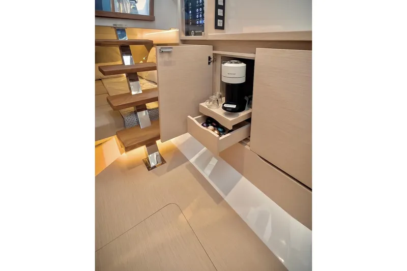 Slide: The Image of Tesoro T40 Inboard 2022 - 54