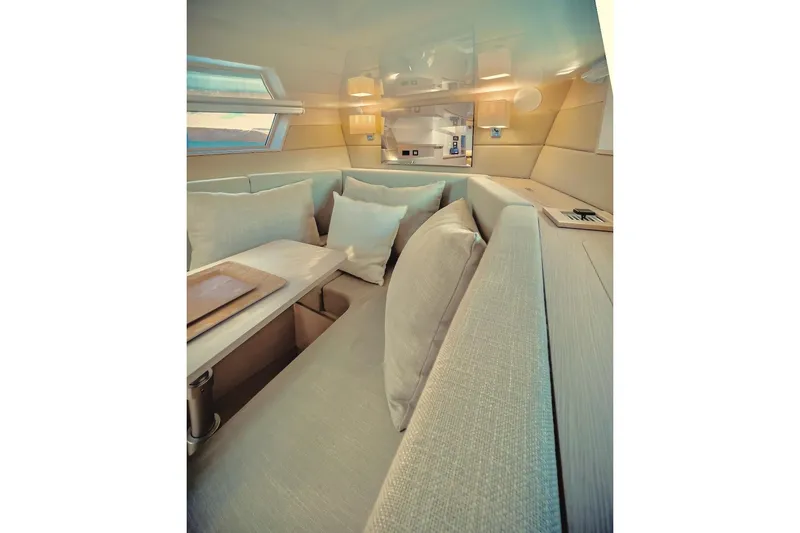 Slide: The Image of Tesoro T40 Inboard 2022 - 58