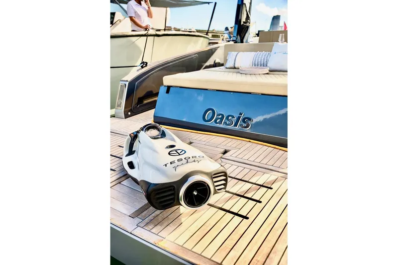 Slide: The Image of Tesoro T40 Inboard 2022 - 66