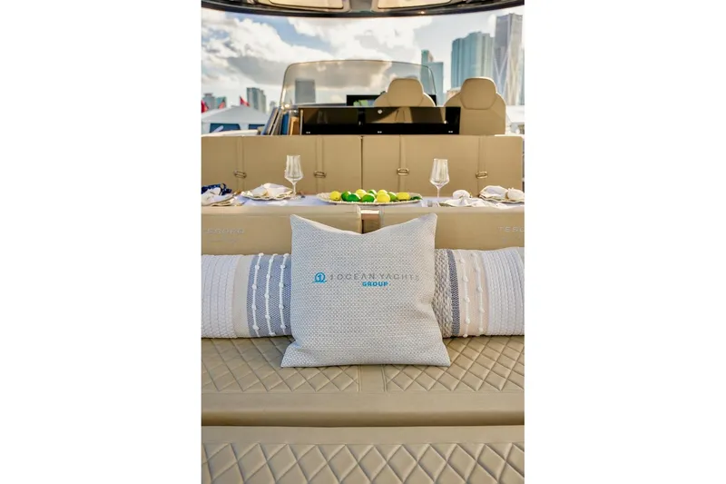 Slide: The Image of Tesoro T40 Inboard 2022 - 69