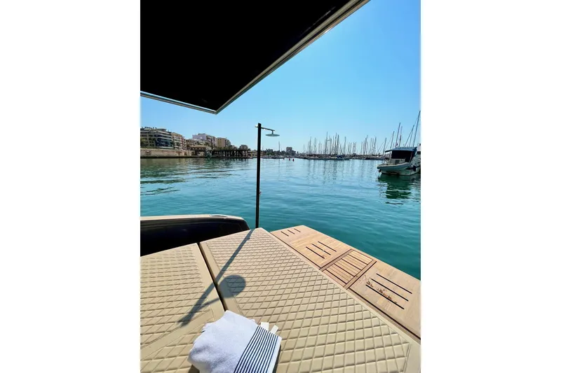 Slide: The Image of Tesoro T40 Inboard 2022 - 84