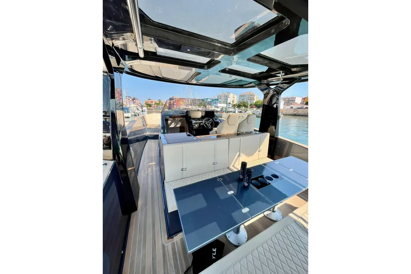 Slide: The Image of Tesoro T40 Inboard 2022 - 87