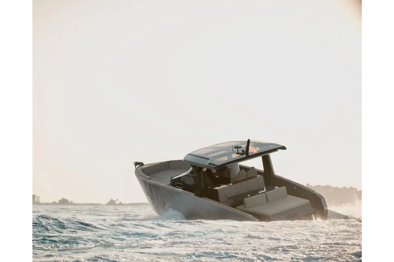 Slide: The Image of Tesoro T40 Inboard 2022 - 98