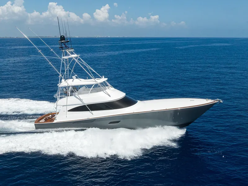 Slide: The Image of Viking 80 A SALT WEAPON - Running Shot - 100