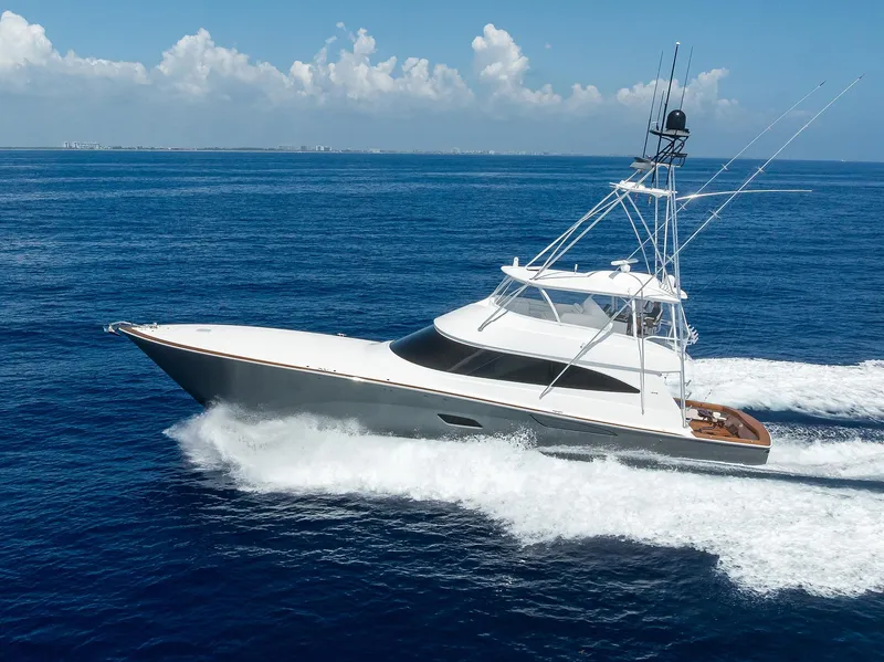 Slide: The Image of Viking 80 A SALT WEAPON - Running Shot - 109