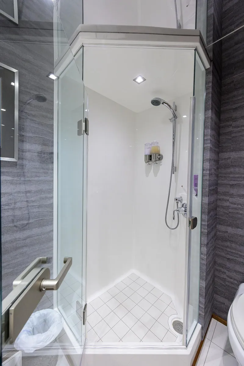 Slide: The Image of Viking 80 A SALT WEAPON - Master Head Shower - 31