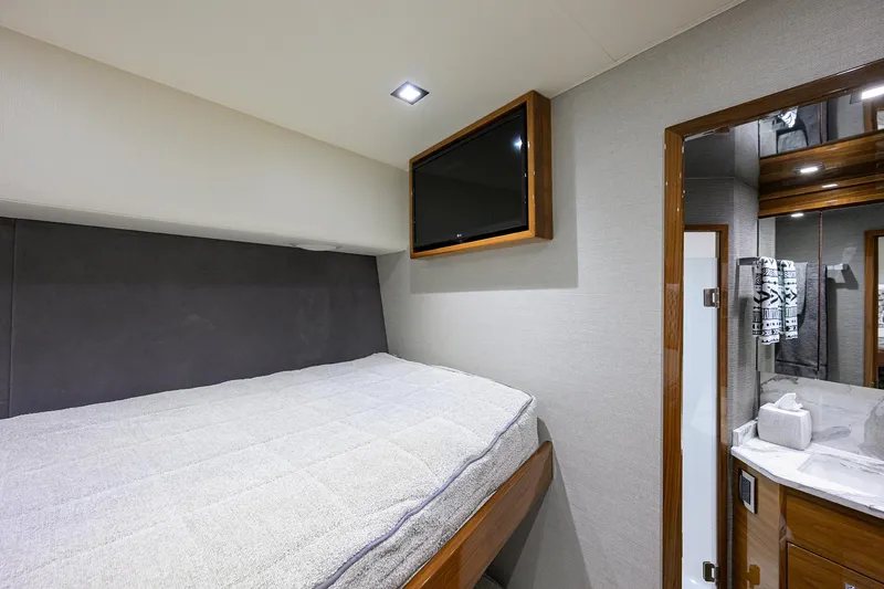 Slide: The Image of Viking 80 A SALT WEAPON - Crew Bunk Stateroom - 51