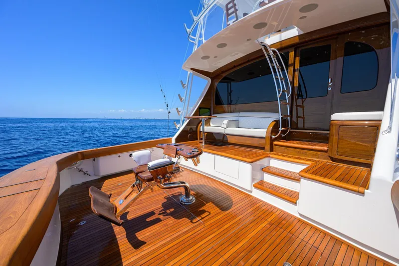 Slide: The Image of Viking 80 A SALT WEAPON - Cockpit - 56