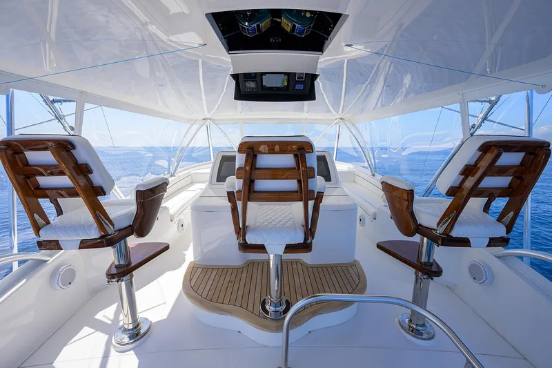 Slide: The Image of Viking 80 A SALT WEAPON - Helm Chairs - 64