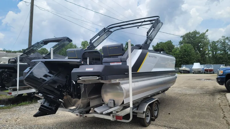 Slide: The Image of Manitou EXPLORE 22 MAX SWITCHBACK 2025 - 4