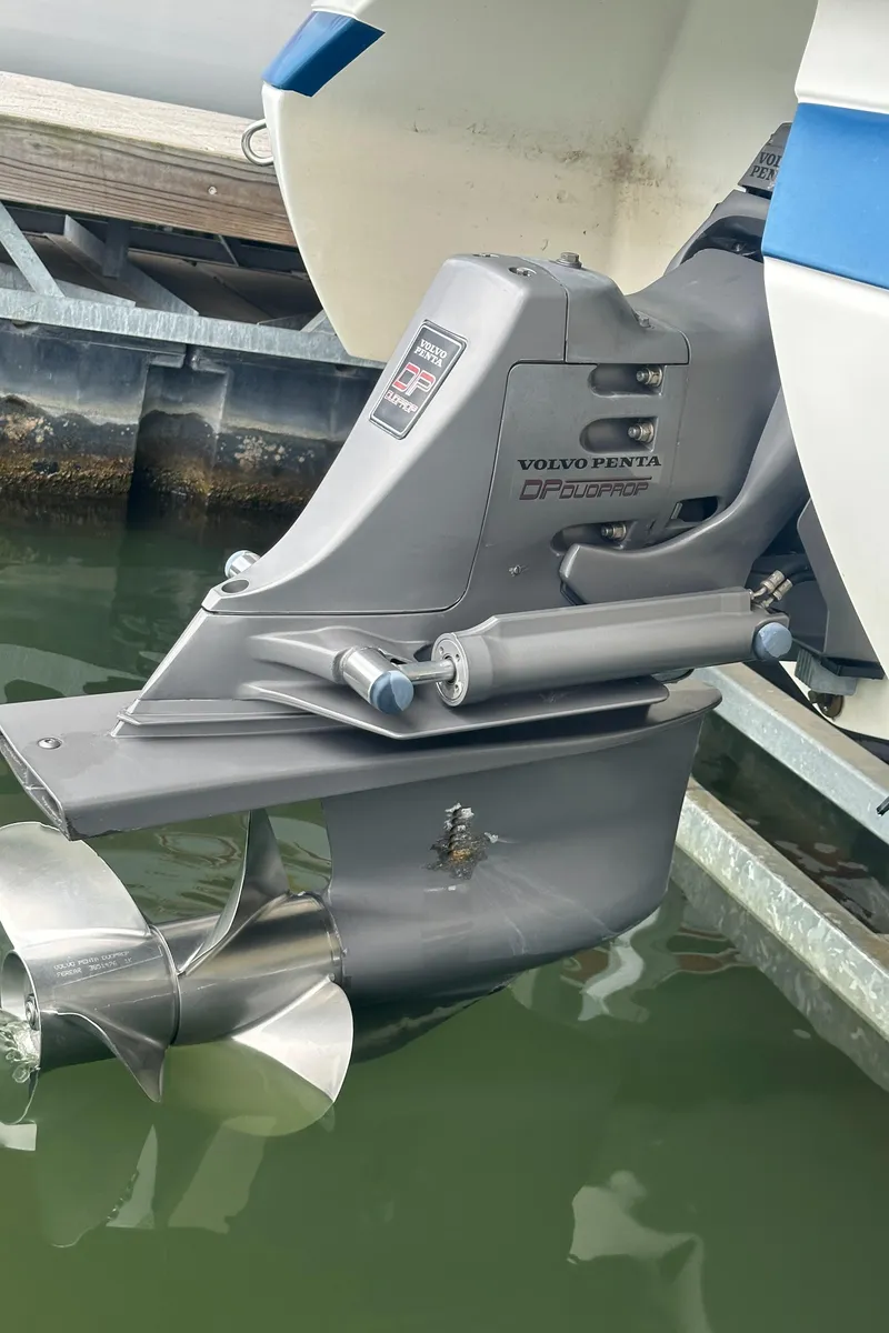 Slide: The Image of Outboard motor of a 2002 Cobalt 246 boat, featuring a Volvo Penta drive. - 29