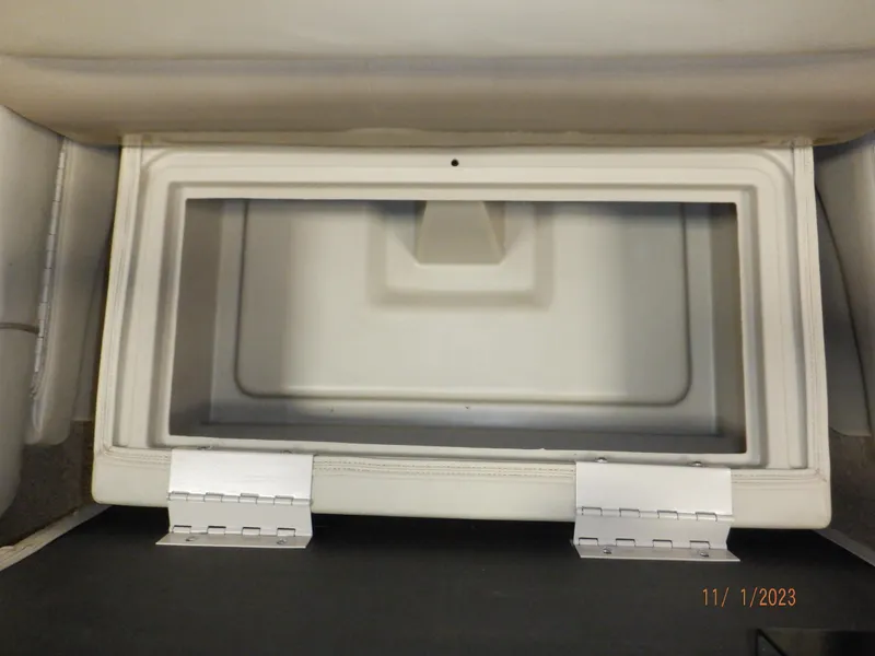 Slide: The Image of Sylvan Signature 8523 LZ 2013 - 50