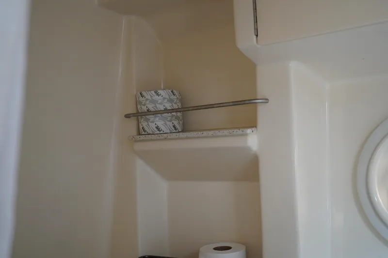 Slide: The Image of Sea Ray 330 Sundancer 2016 - 56