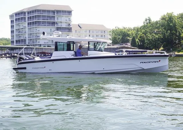 Slide: The Image of Axopar 29 XC Cross Cabin 2025 - 4