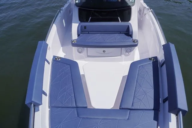 Slide: The Image of Axopar 29 XC Cross Cabin 2025 - 9