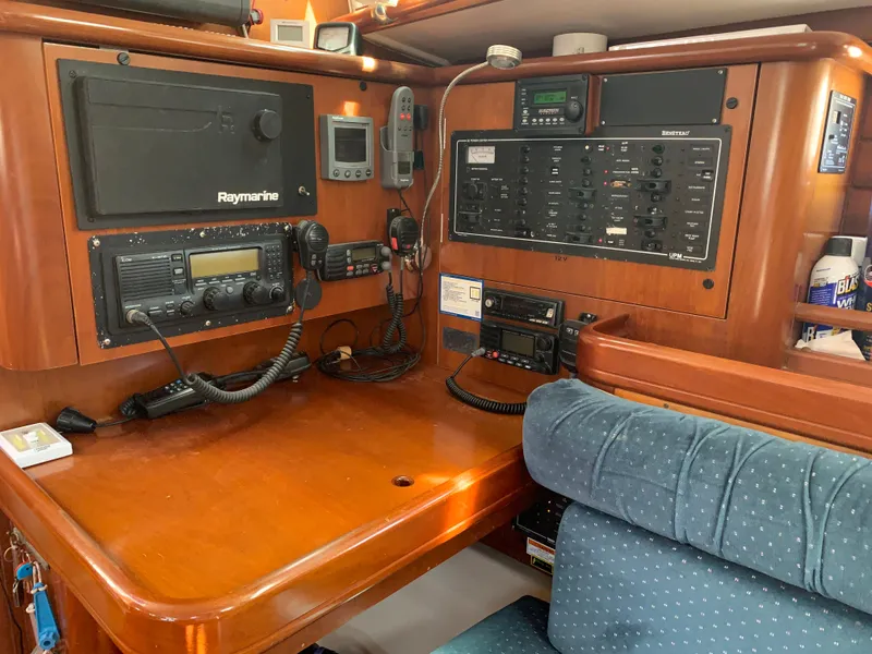 Slide: The Image of Beneteau Oceanis 461 2000 - 6