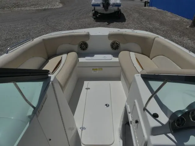 Slide: The Image of NauticStar 223 DC 2017 - 13