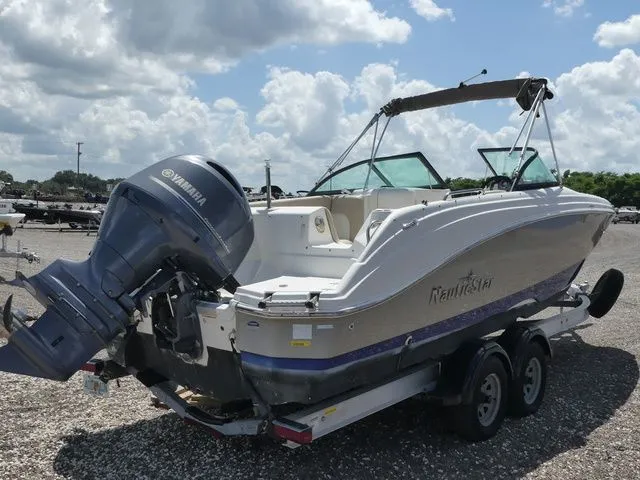 Slide: The Image of NauticStar 223 DC 2017 - 4
