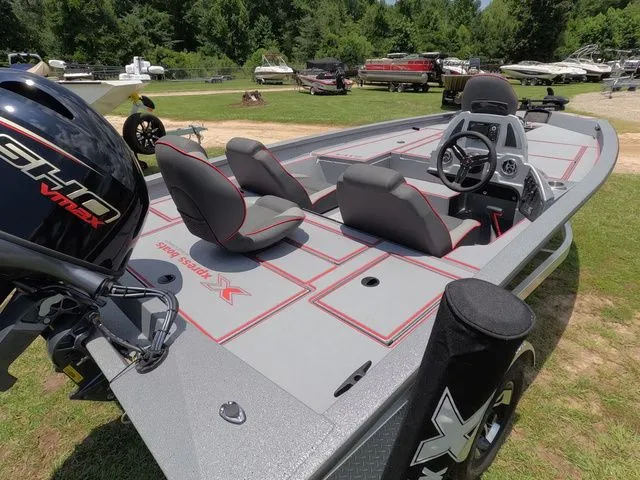 Slide: The Image of Xpress H17 2025 - 4