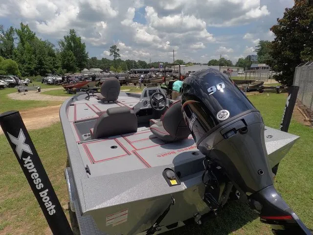 Slide: The Image of Xpress H17 2025 - 5