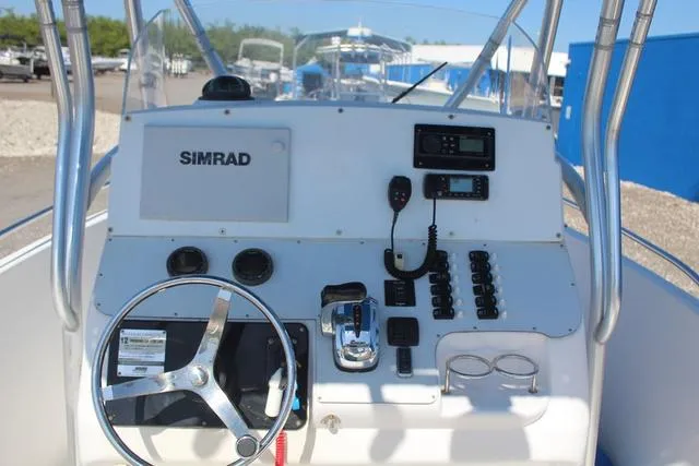 Slide: The Image of Pro-Line 24 Super Sport 2006 - 17